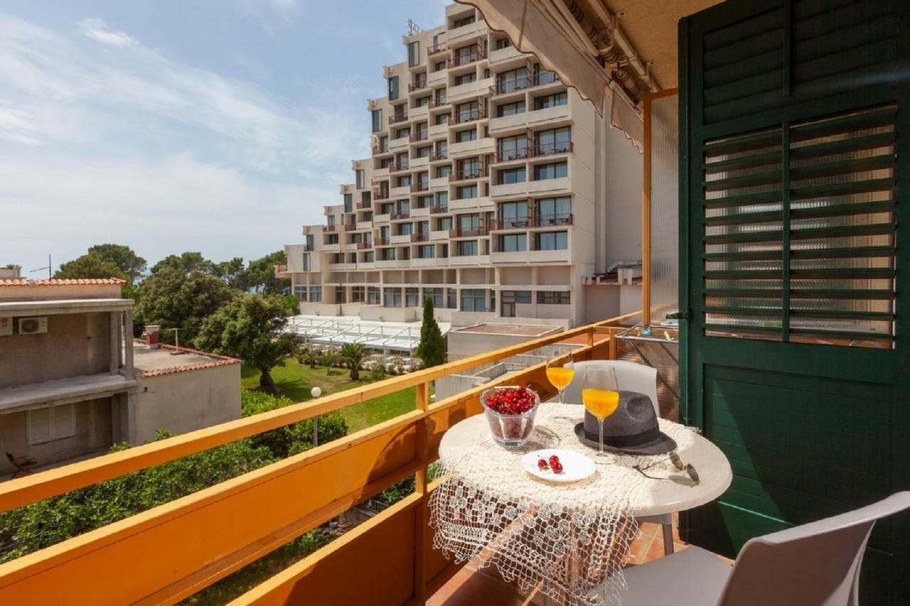 Apartments Il Giardino Макарська Екстер'єр фото